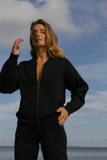 Onda 100% Merino Bomber Jacket