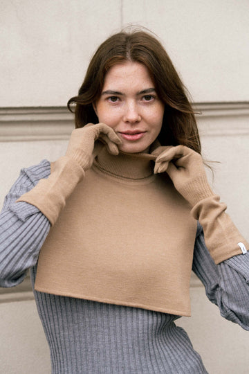 Punto 100% Merino Bib Neck