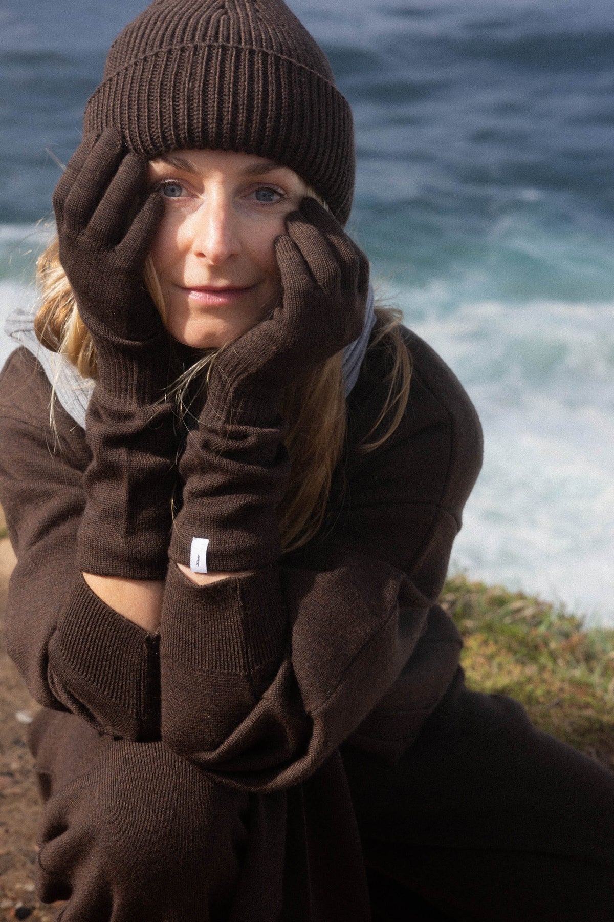 Via 100% Merino Gloves