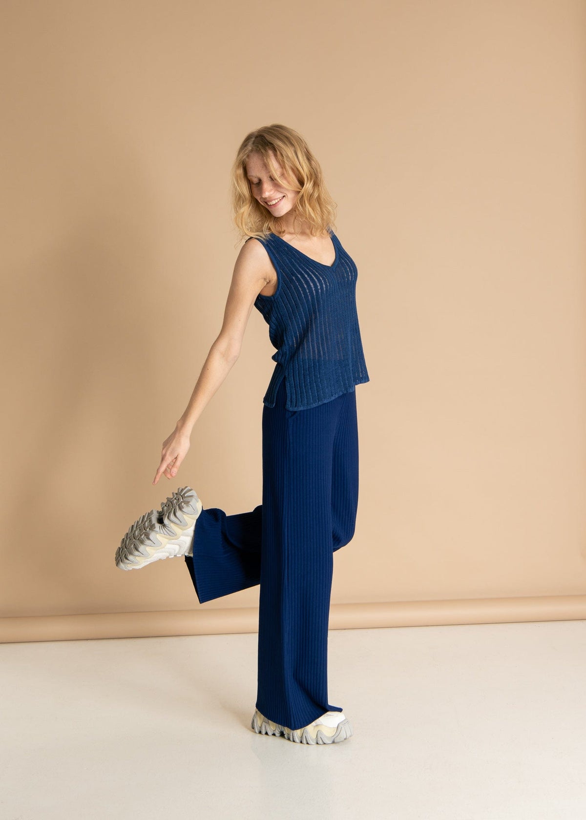 Caldo 100% Linen Tank Top