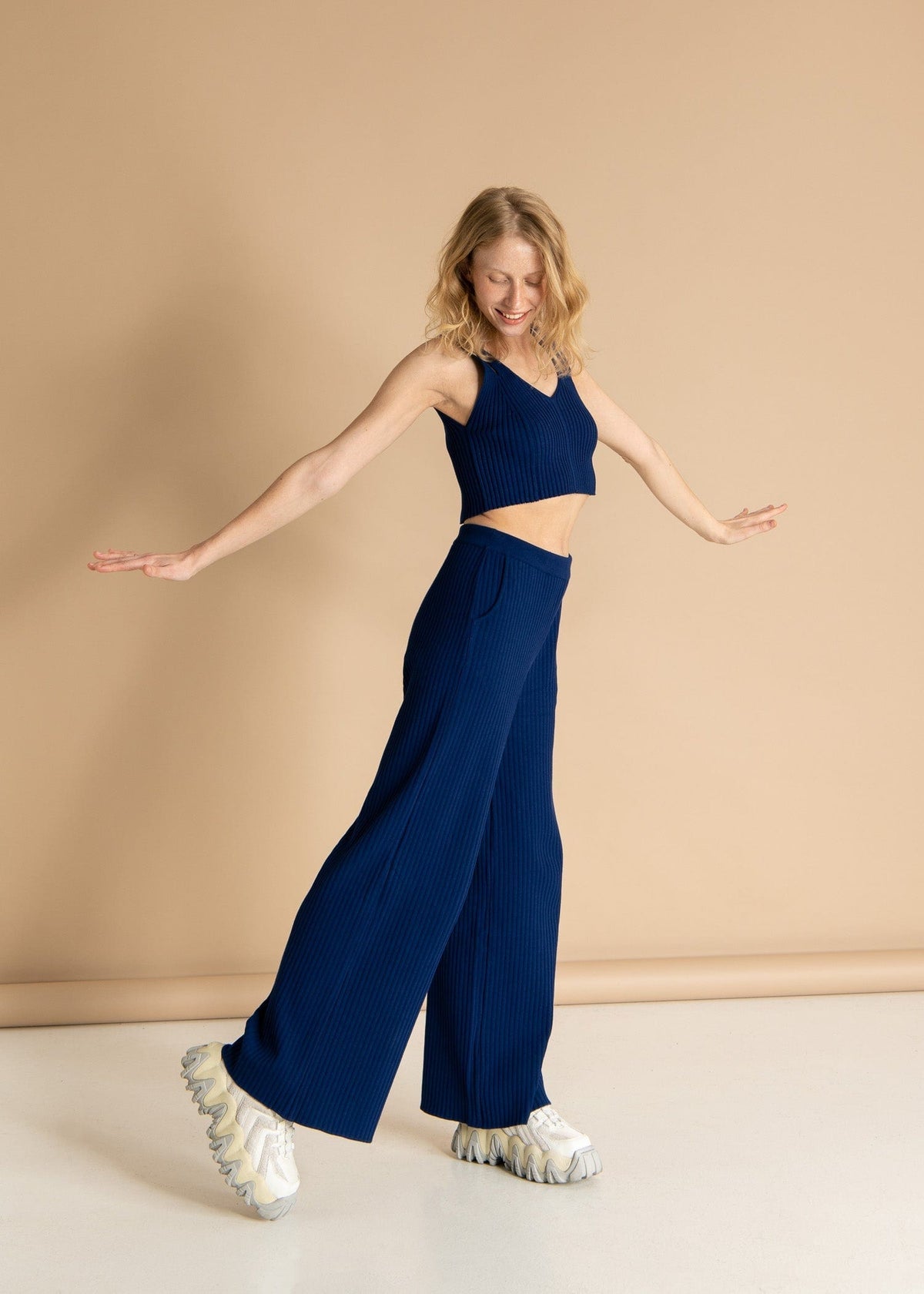 Donna Ribbed Crop Top